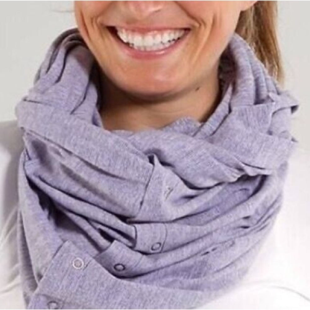 Light purple Lululemon Vinyasa Scarf